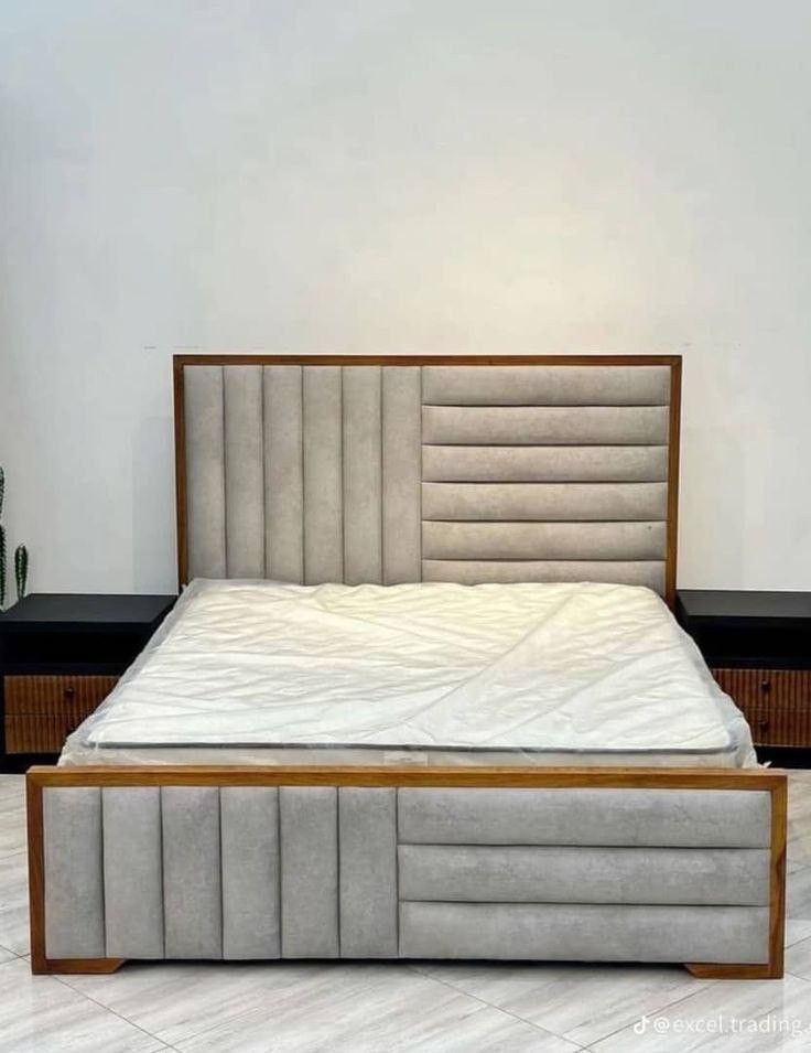 Modern Asymmetric Tufted King Size Bed with Wooden Frame