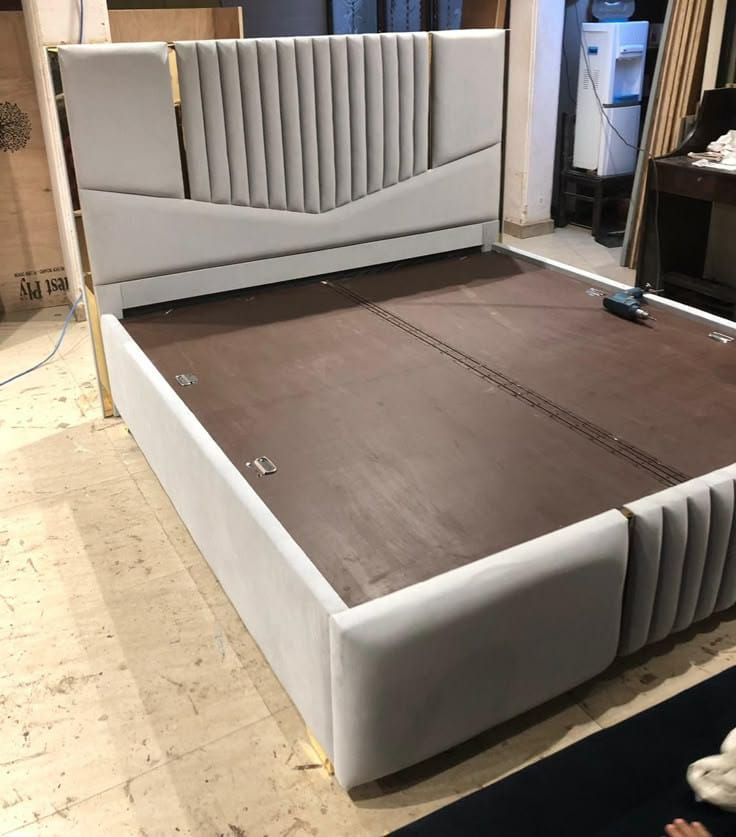Luxury Fluted Headboard Bed